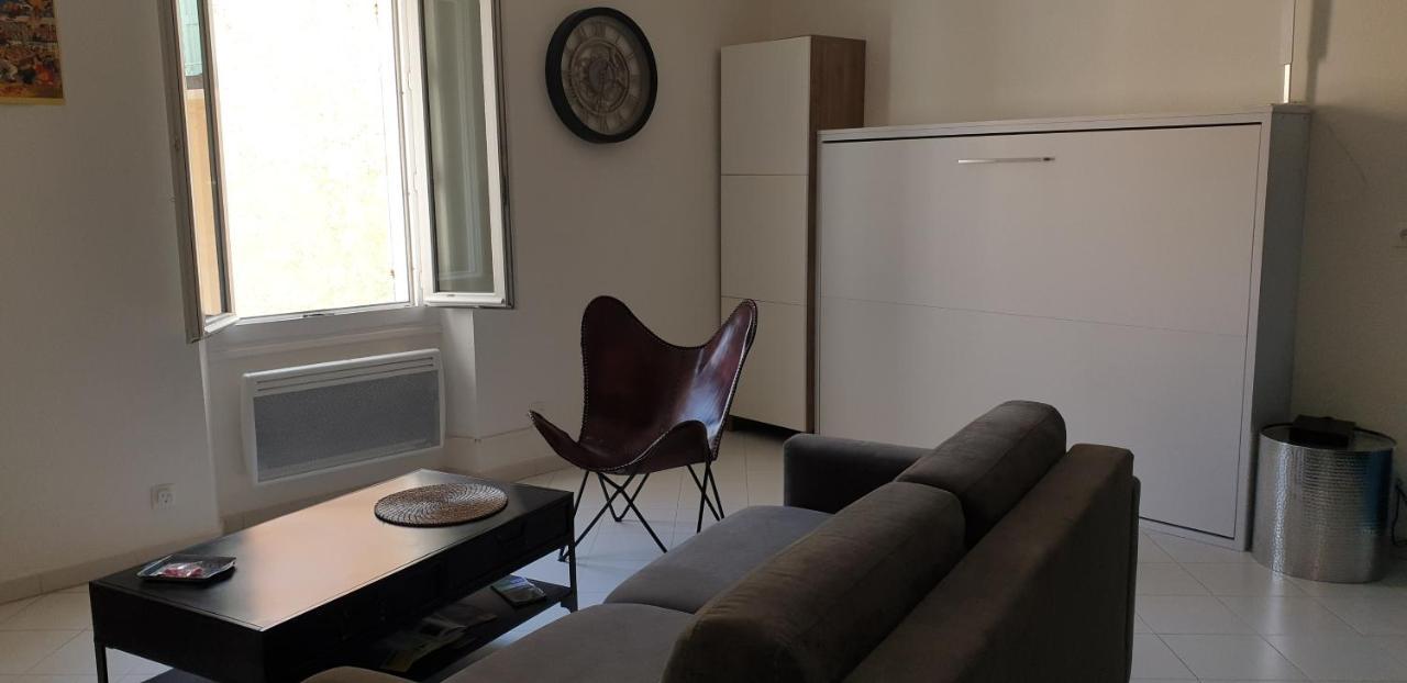 Place De La Paroisse Apartment